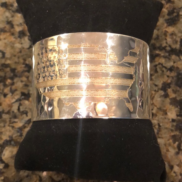 Rustic Cuff - American Set - Picture 4 of 8